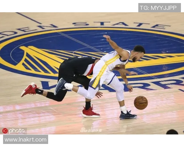 开拓者与勇士西部决赛第四场精彩回放分析与赛后点评