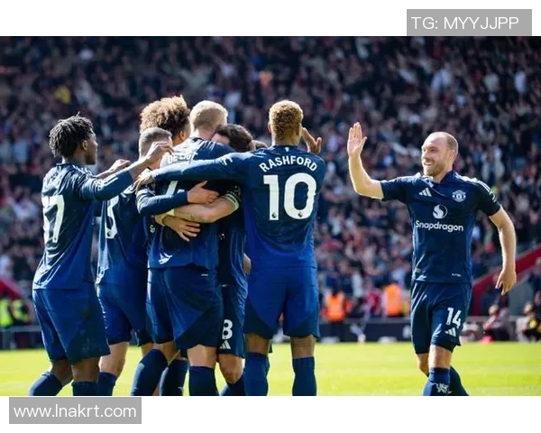 英超第15轮南安普顿主场迎战曼联争夺三分激战即将上演 英超第15轮南安普顿主场迎战曼联争夺三分激战即将上演