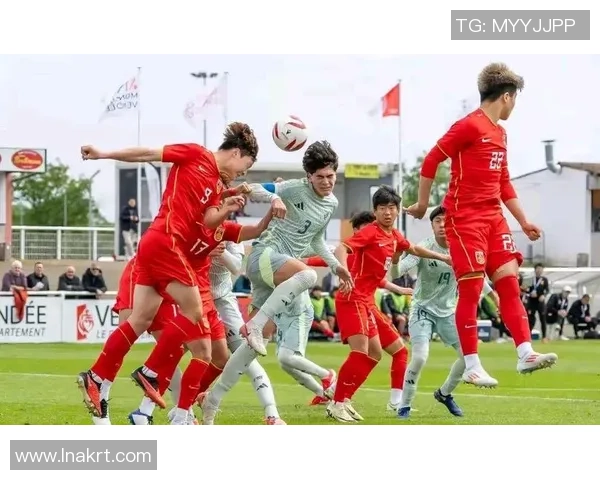 U16国足vs斯里兰卡:邝兆镭帅惟浩先发 万项候补 U16国足vs斯里兰卡:邝兆镭帅惟浩先发 万项候补